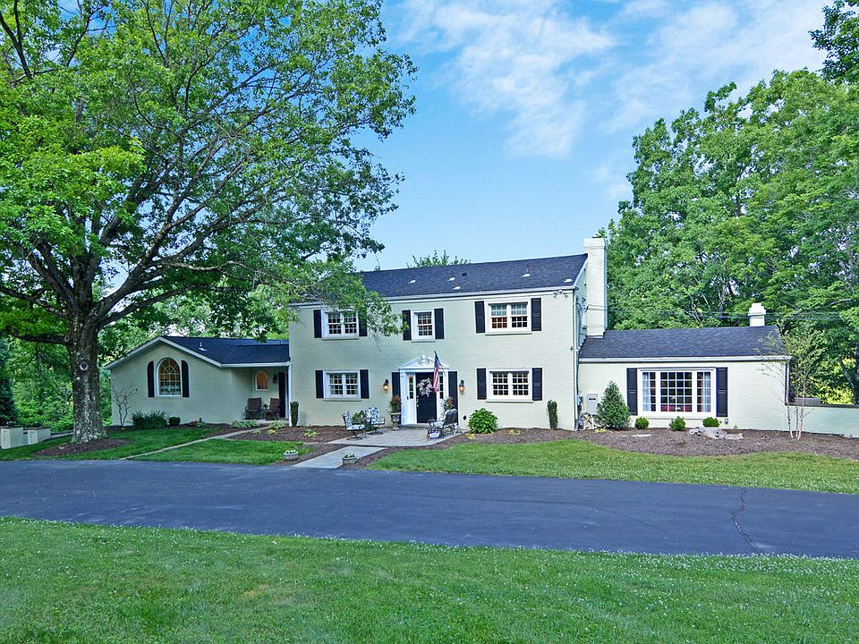 1st image of 110 Chapel Knoll Dr