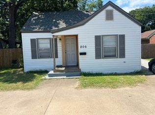 206 W 6th St, Irving, TX 75060
