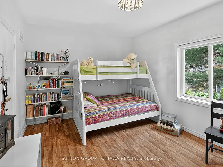 85 Riverdale Ave — Photo 24