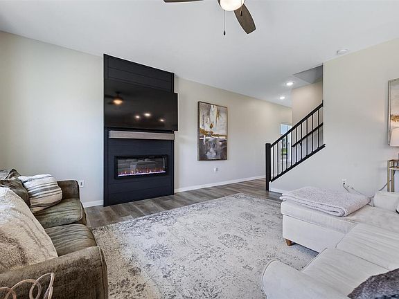 5th image of 1247 Chipman Ln