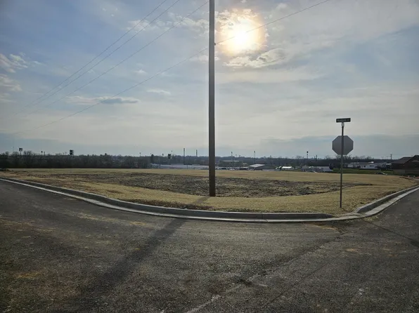 1202 Old Oxford Rd, Georgetown, KY 40324