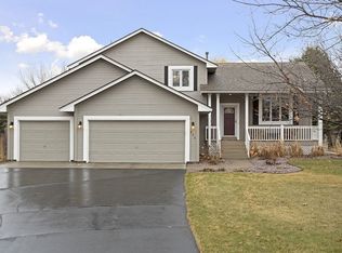 495 Hawthorn Rd, Lino Lakes, MN 55014