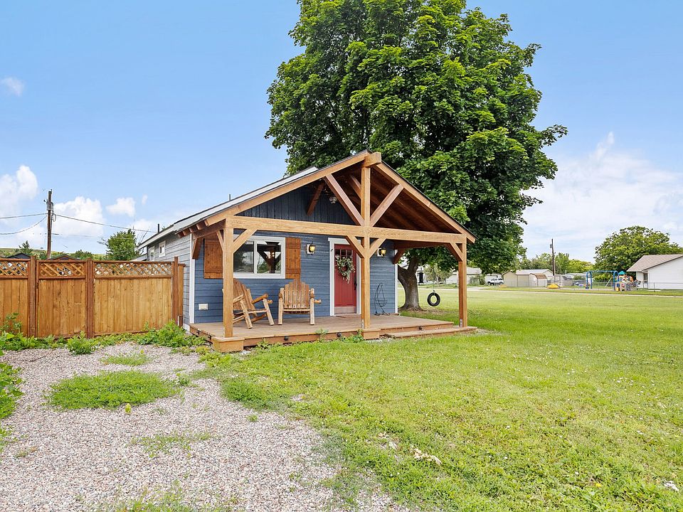 207 8th Ave W, Polson, MT 59860 MLS 30007999 Zillow