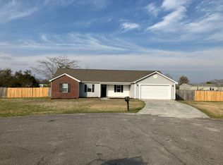 304 Brigham Ct, Jacksonville, NC 28540