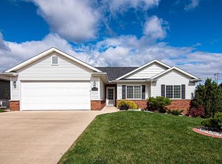 5205 Park Pl, Dubuque, IA 52002