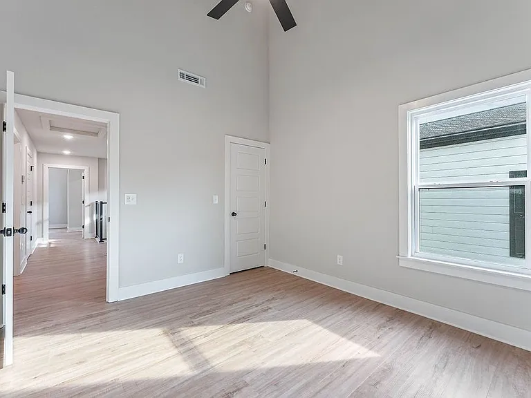 479 S Happy Hollow Rd — Photo 13