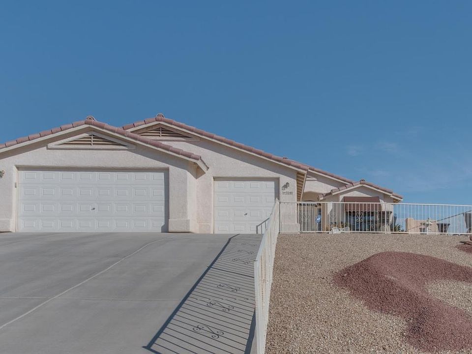 1st image of 3240 Pioneer Dr