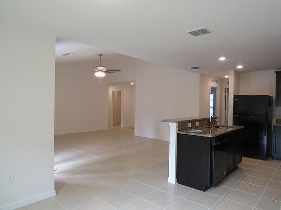 3rd image of 2457 S Tipton Dr