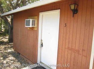 155 Seroba Cir, Medford, OR 97501