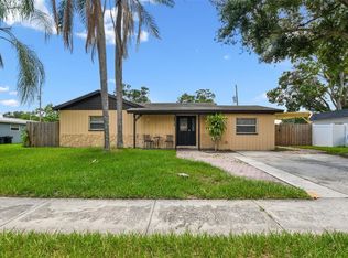 4818 Holiday Dr, Tampa, FL 33615
