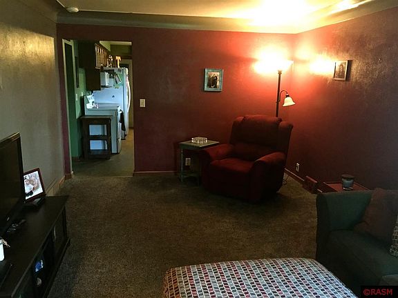 4th image of 824 N Washington Ave
