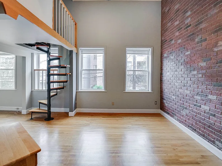 519 Monroe St #2C — Photo 10