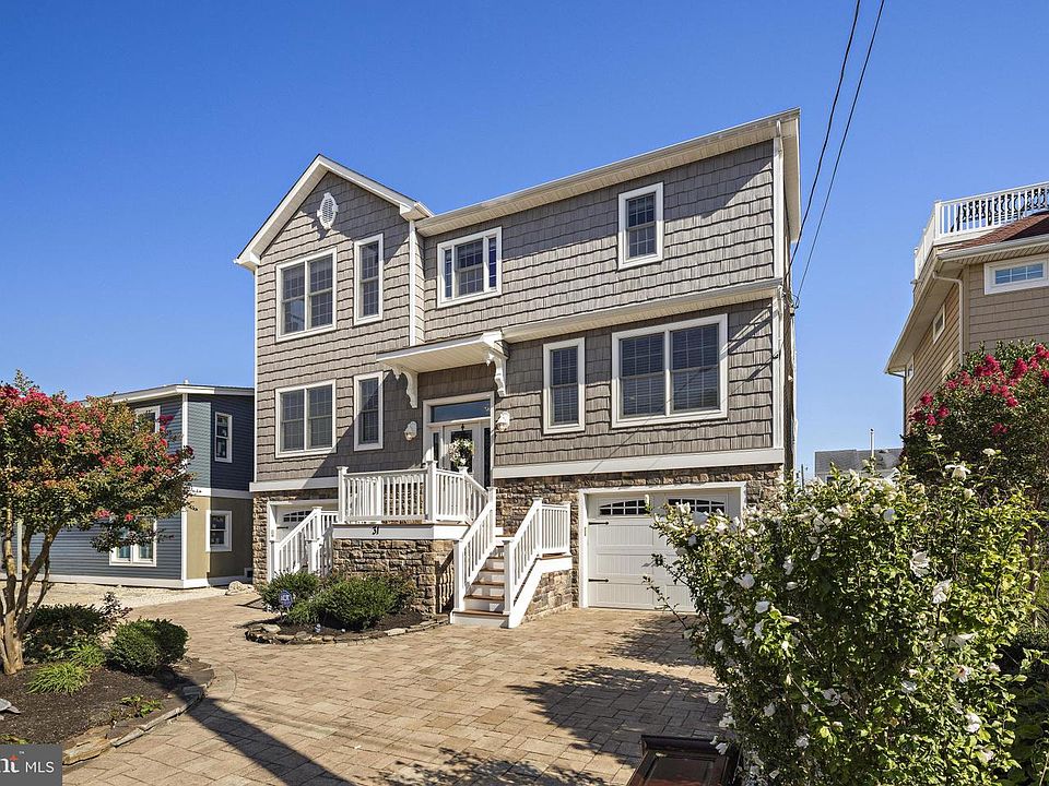 1st image of 31 Marin Ln