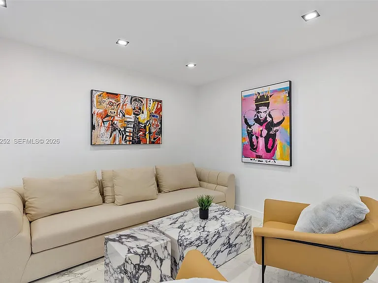 501 NW 46th St — Photo 5