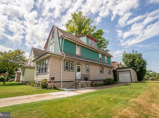 216 Burmont Rd, Drexel Hill, PA 19026