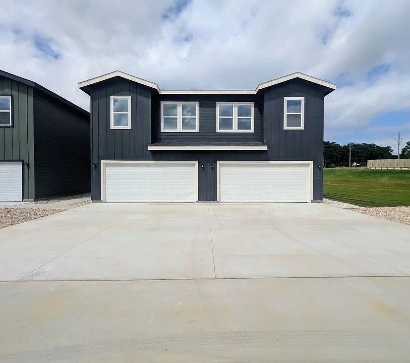 3501 E Renfro St #607
