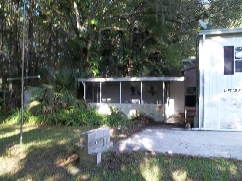 2nd image of 9155 Kosimo St