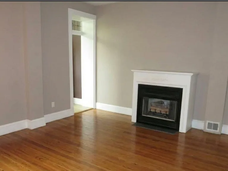204 East St — Photo 6