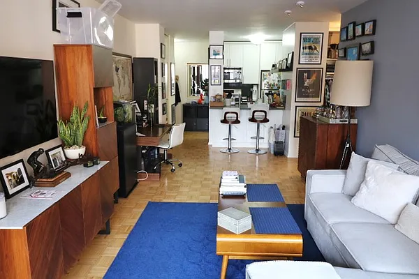Rented by Newell and Assoc. | media 4