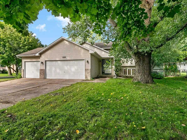 12010 Eagle St NW, Coon Rapids, MN 55448