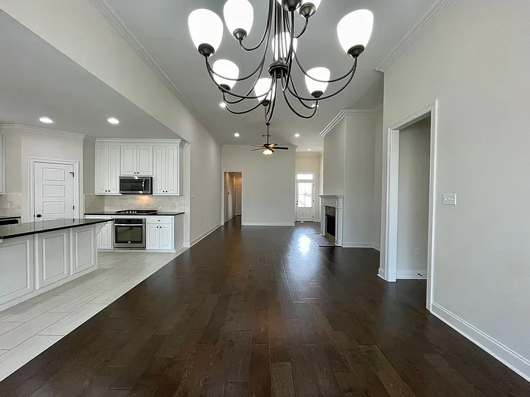17229 Ledgestone Dr — Photo 4