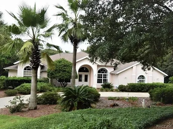 2399 W Pine Ridge Blvd, Beverly Hills, FL 34465