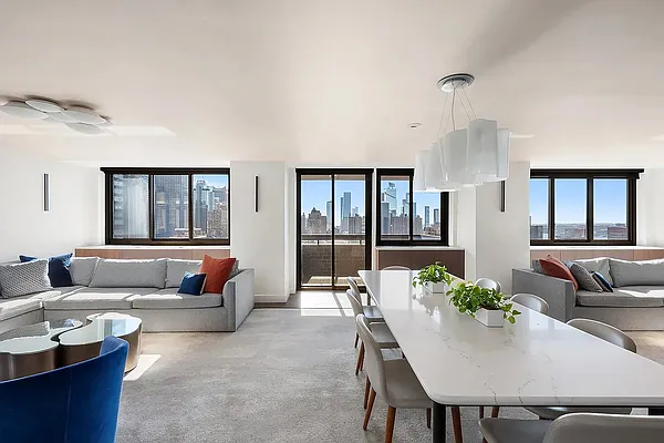 Rented by Lin Pan International Realty LLC | media 10