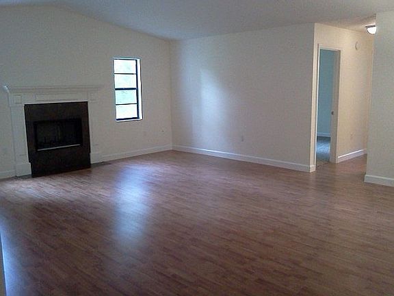 5th image of 5910 99th St E