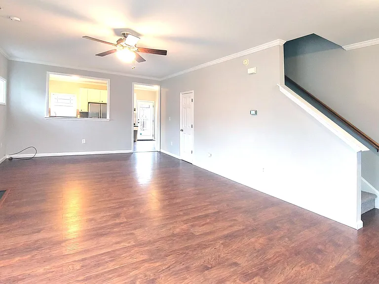 1156 Bungalow Park Dr — Photo 4