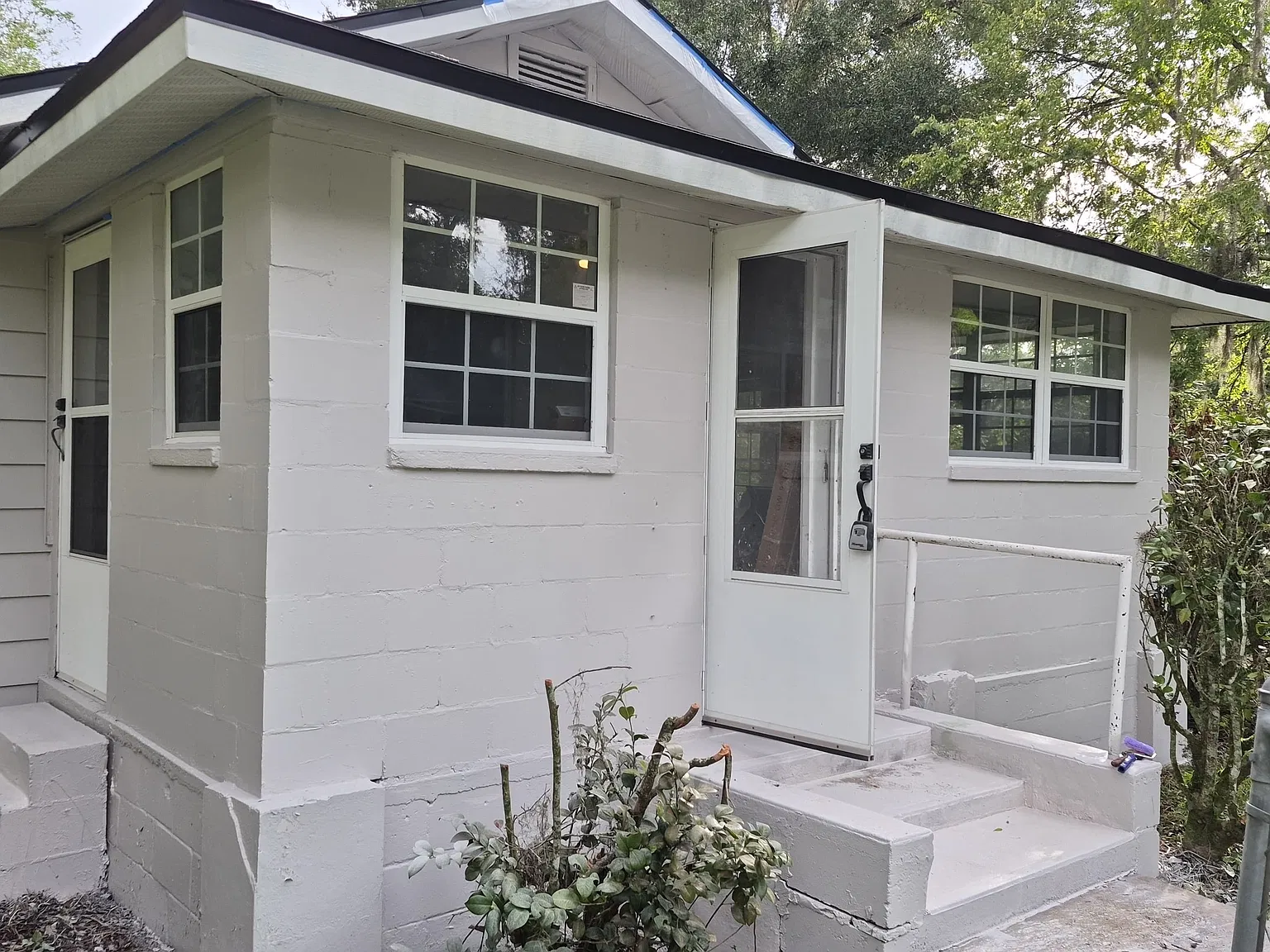 3 bed, 1104 sqft, $1,650 — Photo 2