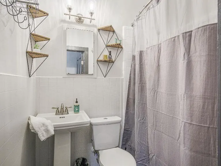 104 N Ann St #2A — Photo 11