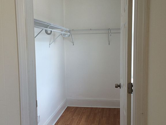 2nd fl closet