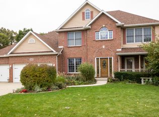 26403 W Highland Dr, Channahon, IL 60410