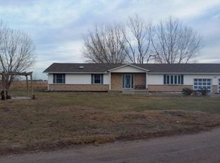 210 D Rd, Grand Island, NE 68801