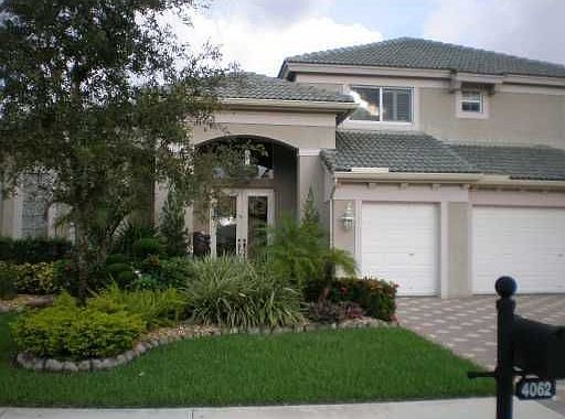 1st image of 4062 W Lake Estates Dr