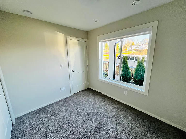 1833 165a St #105 — Photo 14