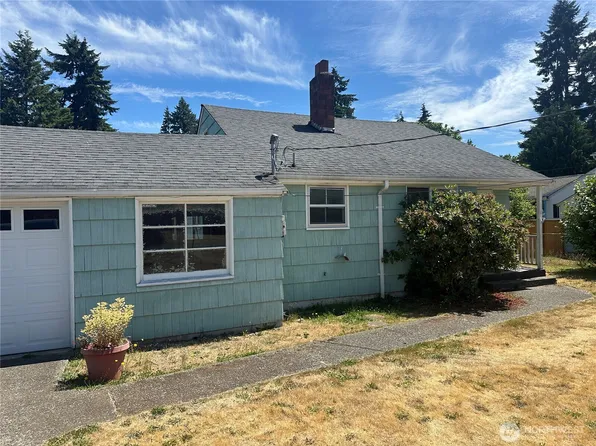 12226 Ashworth Avenue N, Seattle, WA 98133