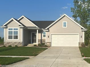 204 Stratford Dr, Mason, MI 48854