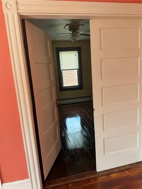 3 bed, 1.0 bath, 1234 sqft, $1,800 — Photo 3