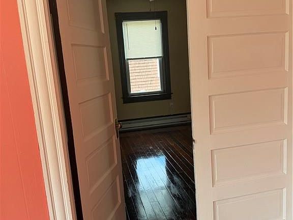 3rd image of 153 Burnside Ave Floor 2