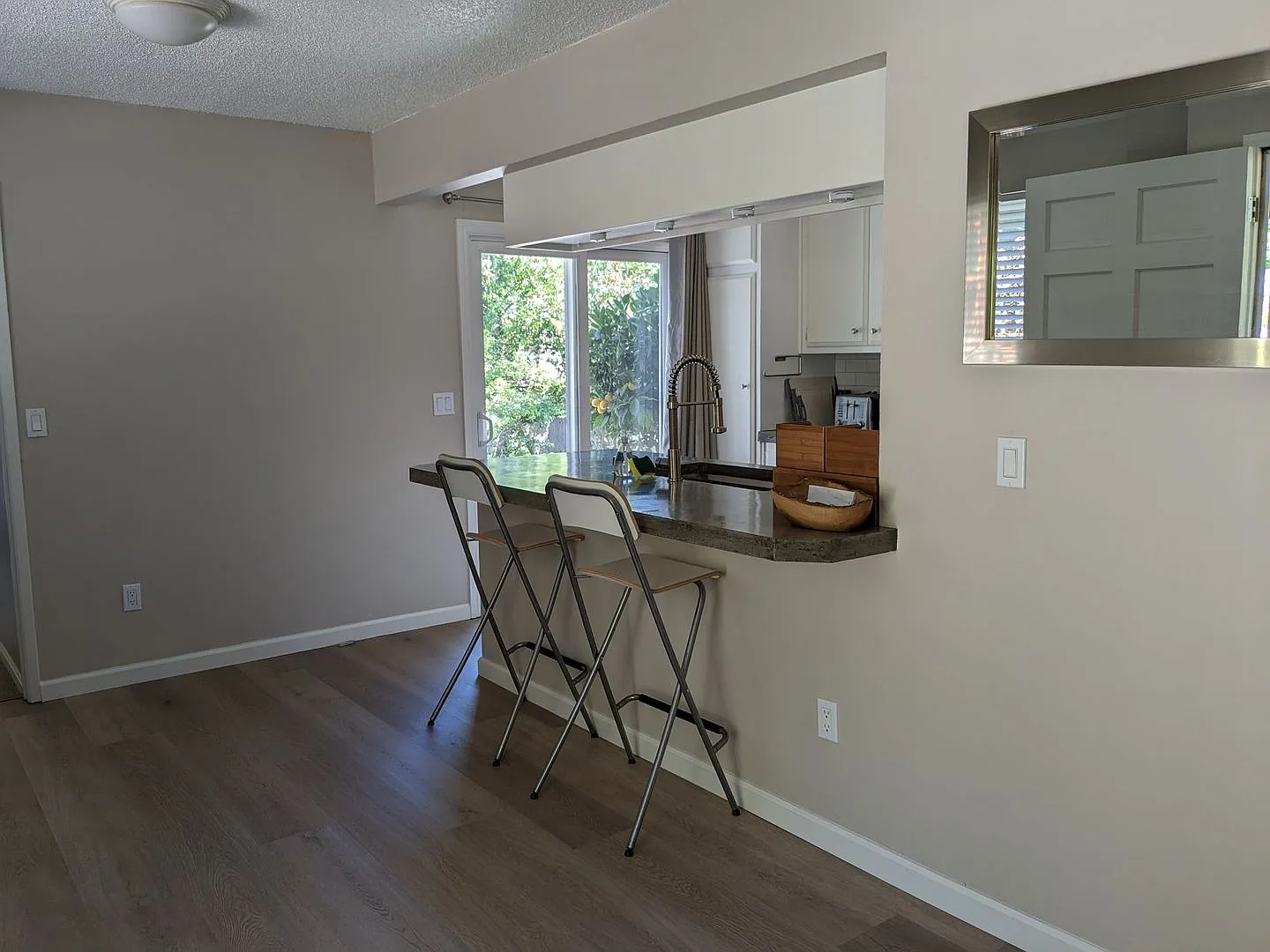 Cozy Carmel Valley Village House Fully Furnished — Photo 4