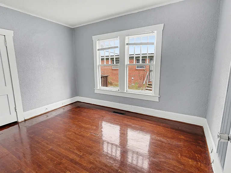 2335 20th Place Ensley — Photo 3