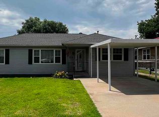 401 Fairview Ave, Blackwell, OK 74631