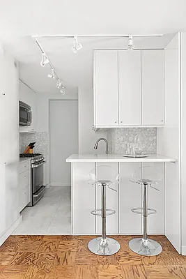 Sold by Compass | media 2