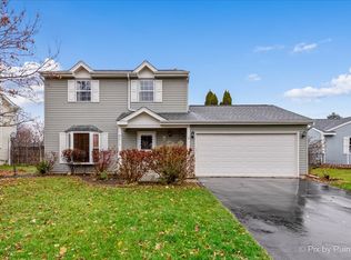 3810 Hale Ln, Island Lake, IL 60042