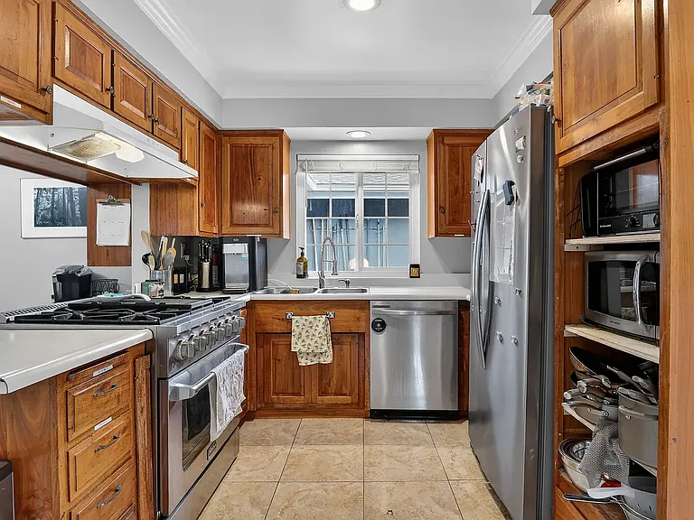 212 E Avenida De Los Arboles — Photo 18