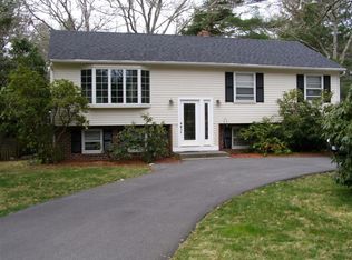 100 Converse Rd, Marion, MA 02738