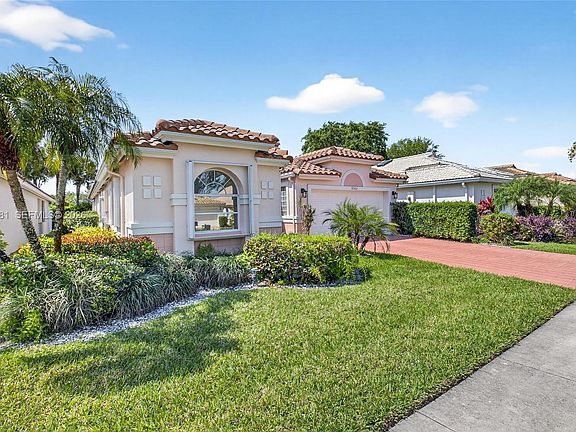 4th image of 12582 Coral Lakes Dr