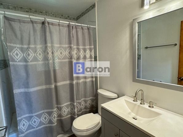 24207 Jefferson Center St