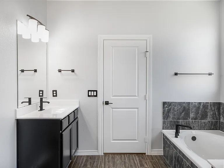 11631 Darby Chase Trl — Photo 12
